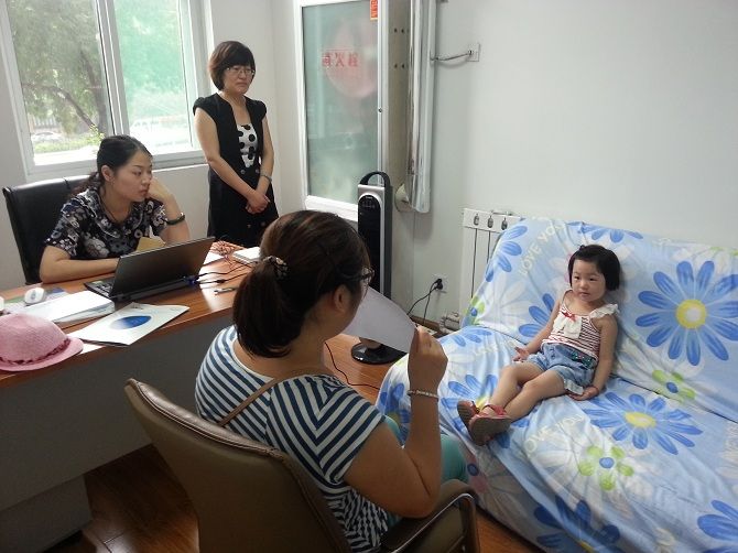 濟南兒童聽力康復指導會患兒照片